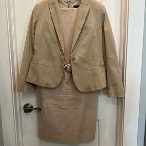Banana Republic Women's Tan Pantsuit with Matching Tie Dress